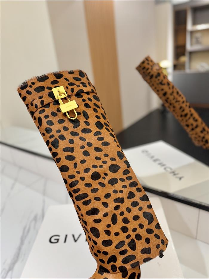 2025112817445149 750